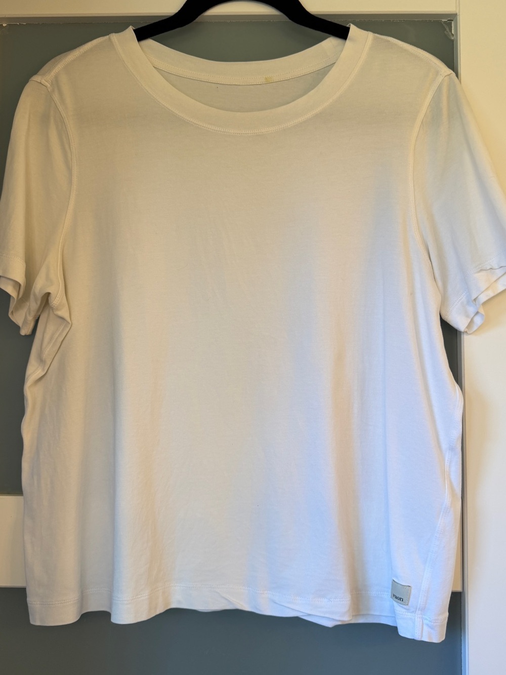 Vuori White Tee